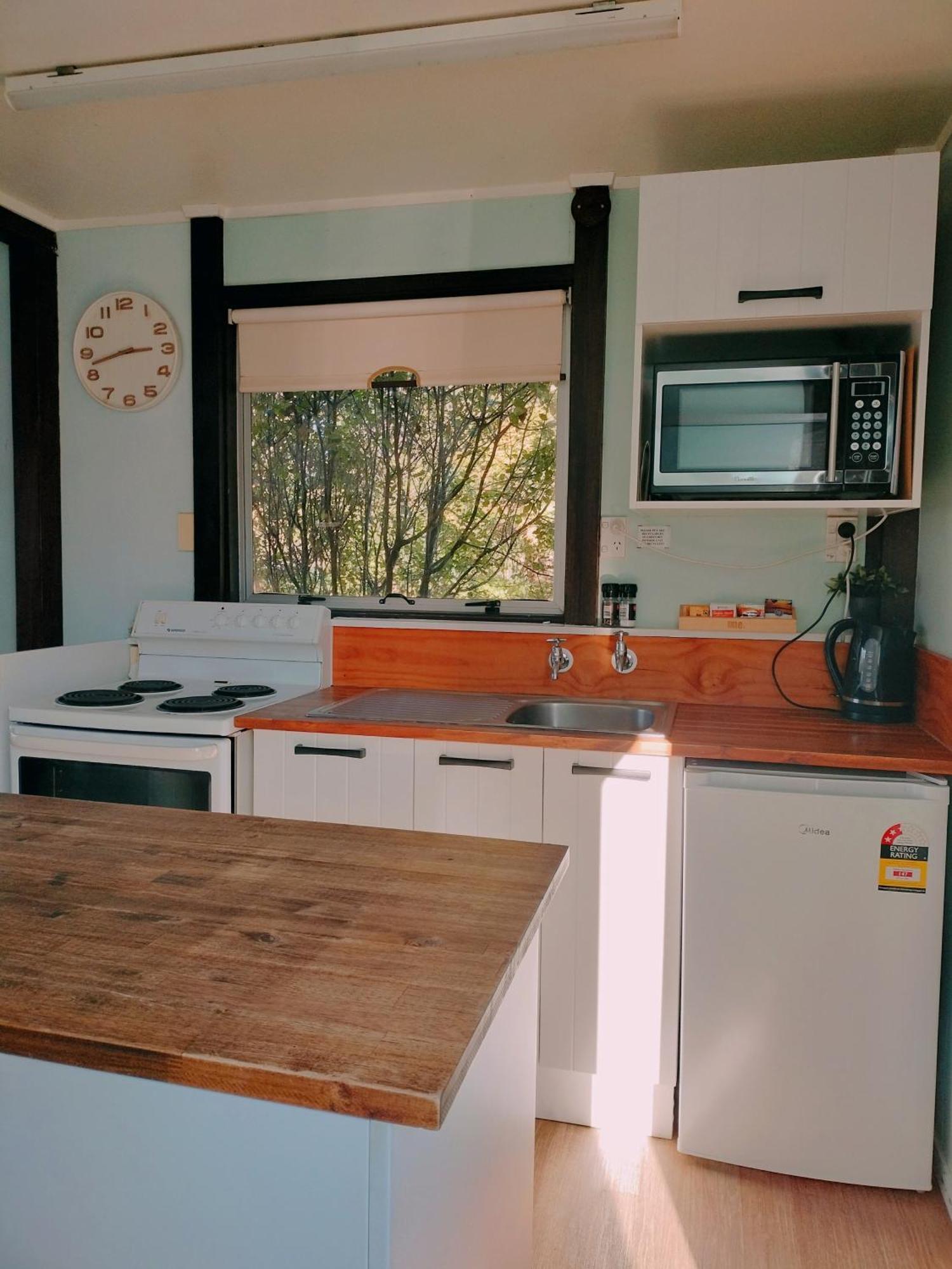 Tokaanu Lodge Motel ตูรางี ภายนอก รูปภาพ