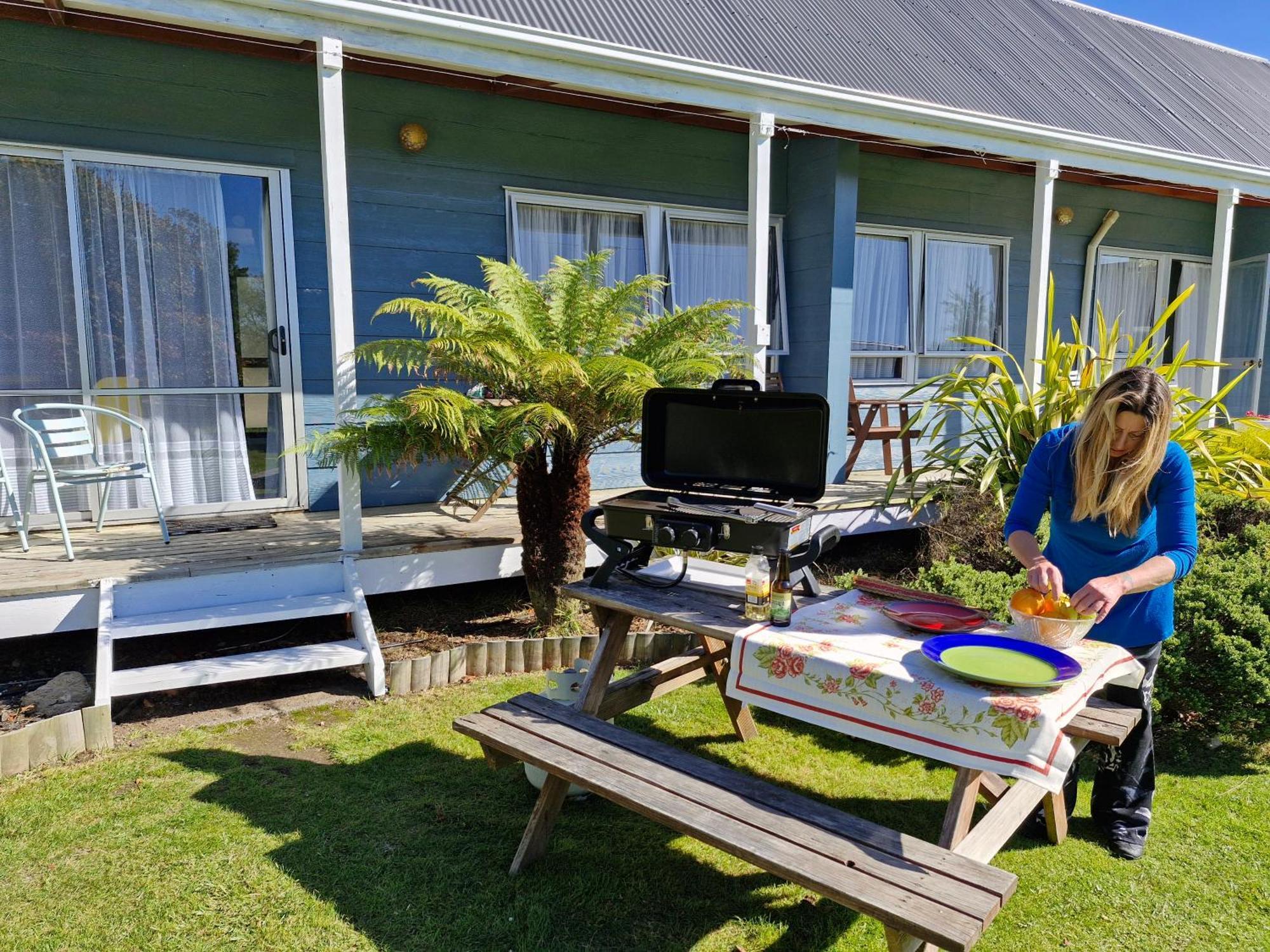 Tokaanu Lodge Motel ตูรางี ภายนอก รูปภาพ